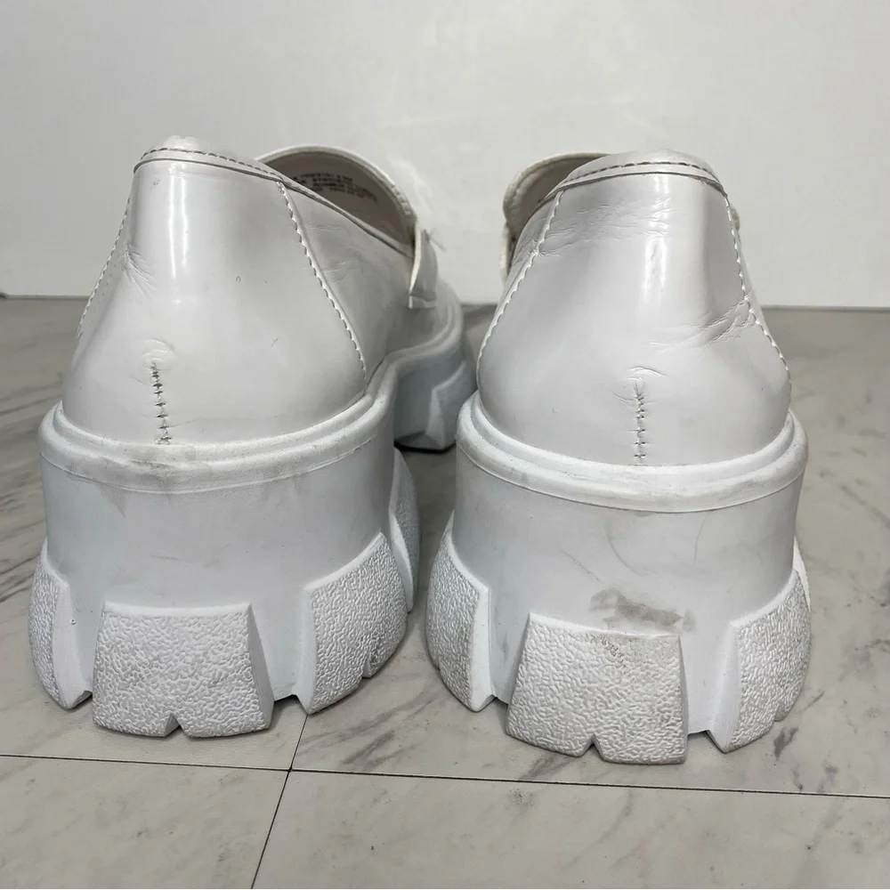 Steve Madden Trifecta Lug Sole Platform White Loafer 9 1/2